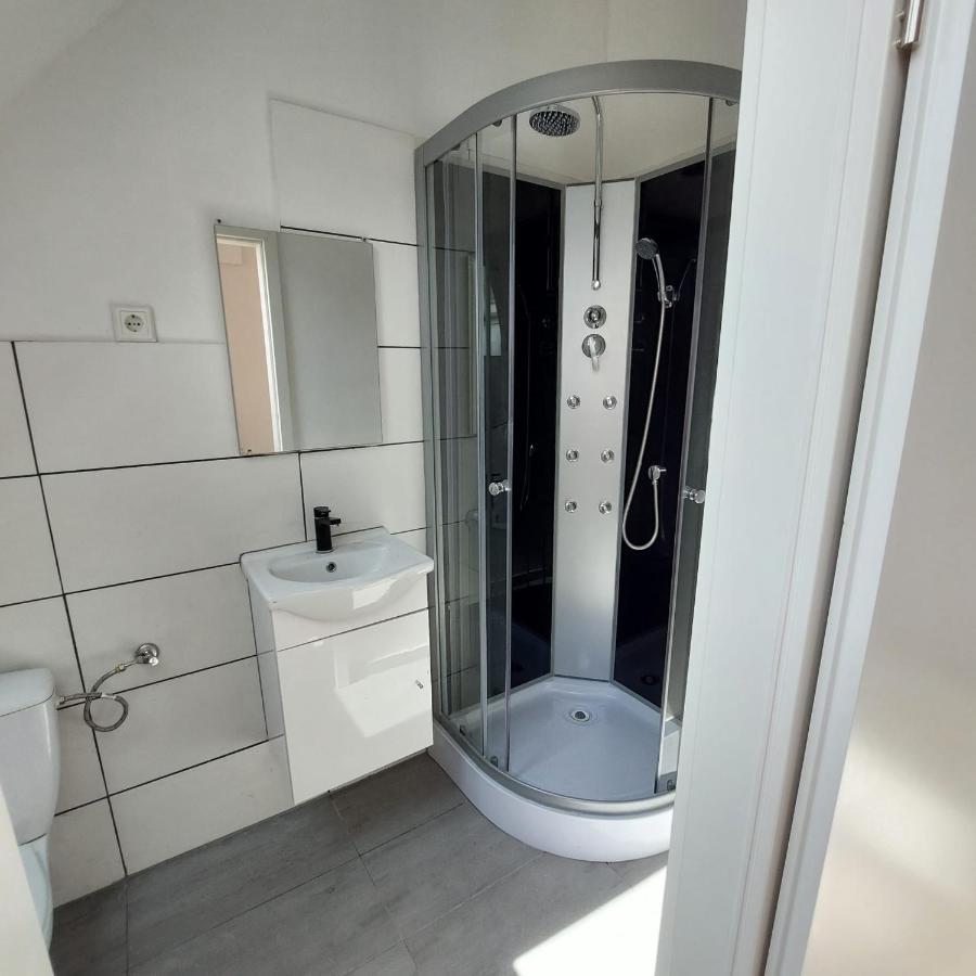Hotel 24 Bilstein Экстерьер фото